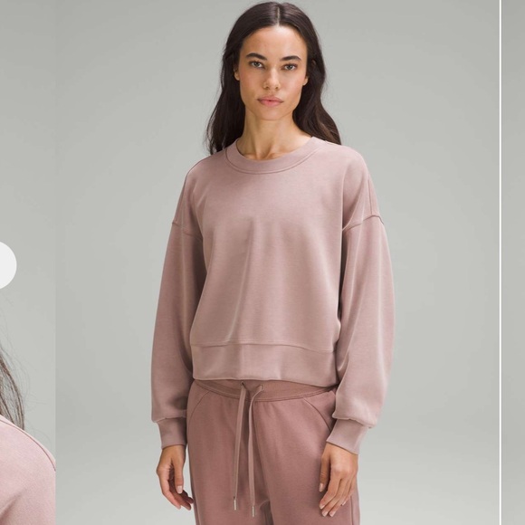 Softstreme Perfectly Oversized Cropped Crew - Picture 2 of 9